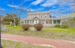348 E Bay Avenue, Manahawkin, NJ 08050
