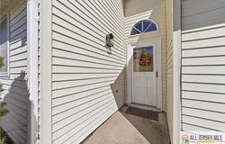 1213 Lindera Plaza, Monroe, NJ 08831