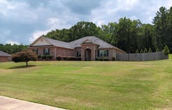 1024 Yorkshire, Griffin, GA 30223