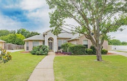 7115 Oaklawn, Sachse, TX 75048