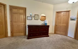 6000 S Buckhorn Ave, Cudahy, WI 53110