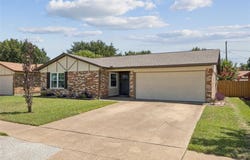5912 Hickoryhill Road, Watauga, TX 76148