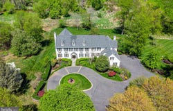 895 BAINBRIDGE DRIVE, WEST CHESTER, PA 19382