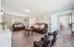 978 Gwens Trl, Lilburn, GA 30047