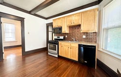 423 Hamilton St, Albany, NY 12203