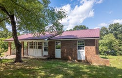 503 County Road 393, Thayer, MO 65791