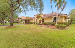 4841 NW 104th Ln, Coral Springs, FL 33076