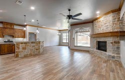 2811 Willow Ridge Circle, Granbury, TX 76049