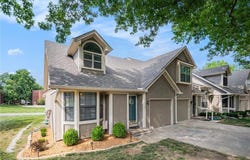 11532 W 113th Street, Overland Park, KS 66210