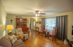219 W South Avenue, Algona, IA 50511