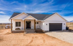 8356 N 9750 E, Lapoint, UT 84039