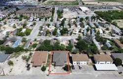 117 Rhonda, Del Rio, TX 78840