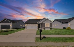 789 Topaz Court, Mascoutah, IL 62258