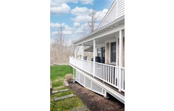 42 Ferry Landing Circle, Portsmouth, RI 02871