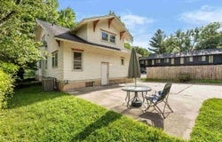 1036 E Court St, IowaCity, IA 52240
