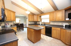 12907 Prairiewood Drive, Aberdeen, SD 57401