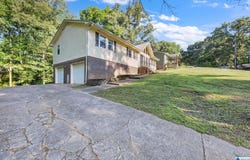 636 MADEIRA CIRCLE, MORRIS, AL 35116