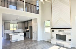 142 E Pauwela LN, Bastrop, TX 78602