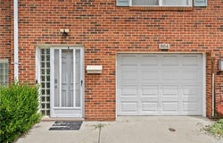 904 Rhodes Ave, West Mifflin, PA 15122