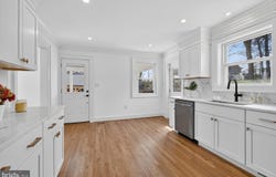 10224 GREEN FOREST DR, SILVER SPRING, MD 20903