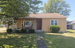 305 BISSETS Lane, Bloomsburg, PA 17815
