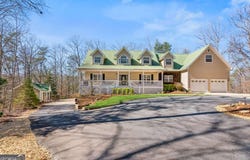 154 Hickory, Dahlonega, GA 30533