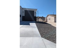 2564 Clarke Dr, Lake Havasu City, AZ 86403