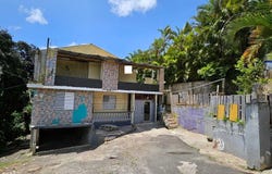30 CALLE GARDENIA, AIBONITO, 00705