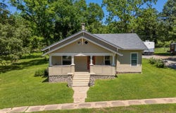 207 Combs Avenue, Cotter, AR 72626