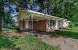 315 N Main Street, Bono, AR 72416