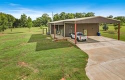 407 County Road 17, Headland, AL 36345
