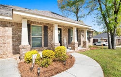 1236 Timber Creek Drive S, Axis, AL 36505