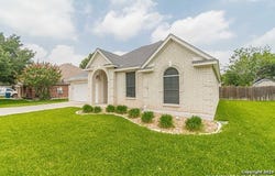 518 Walnut Heights, New Braunfels, TX 78130