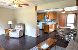 1604 Meadowbrook Dr, MASON CITY, IA 50401