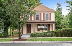 507 S FAIRFAX BOULEVARD, CHARLES TOWN, WV 25414