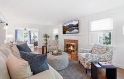 28 Saxon Rd, Worcester, MA 01602
