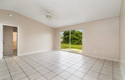 302 NE 10th Terrace, Cape Coral, FL 33909