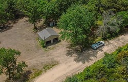 17880 Old W Road, Versailles, MO 65084