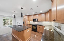 635 Willoughby Way W, Minnetonka, MN 55305