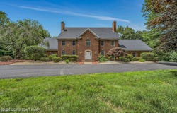 383 S Main Road, Mountain Top, PA 18707