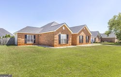 306 Rose Hill, Warner Robins, GA 31088