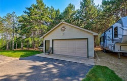 845 Waldroff Farm Road, Hudson, WI 54016