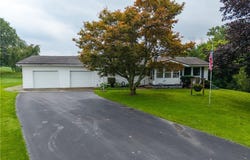 126 Grandview, Batavia, NY 14020