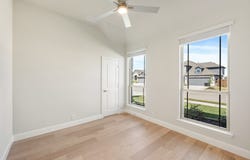 204 Sweetwater Drive, Commerce, TX 75428