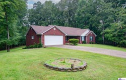 236 Bobwhite Road, Brandenburg, KY 40108