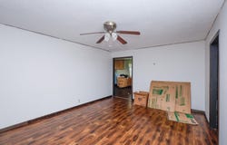 1420 Cottonwood, Haysville, KS 67060