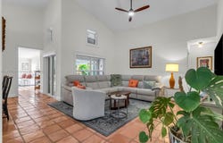 11727 SW 93rd Ter, Miami, FL 33186