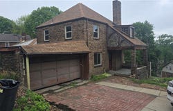 114 Braddock Rd, Forest Hills Boro, PA 15221