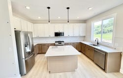 8345 Kettle Oak Drive SE, Alto, MI 49302