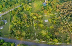 141 Damascus Road, East Quogue, NY 11942